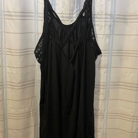 Little Black Dress - Picture 1 of 2